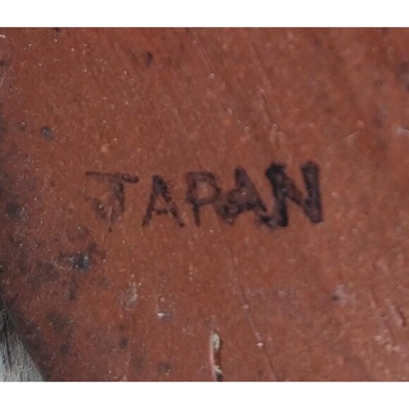 Vintage Ceramic Elephant Ashtray // Pipe Holder - Picture 5 of 10